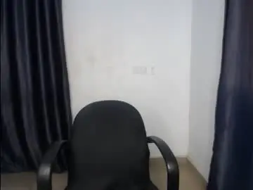 Prettyadia  live sex cam