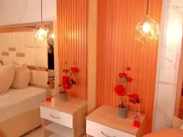 Samanta_quinn  live sex cam