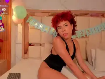 Samanta_quinn  live sex cam