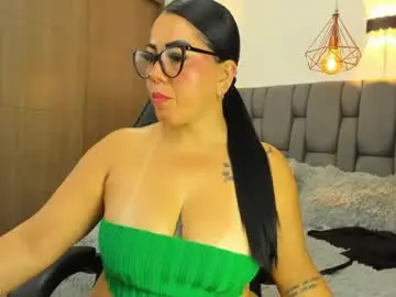 Alanna__19  live sex cam