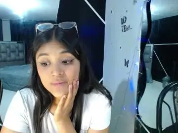 Camiih_18  live sex cam