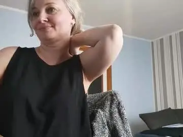 Edithmanning  live sex cam