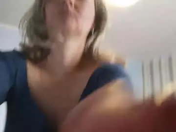 Edithmanning  live sex cam