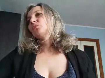 Edithmanning  live sex cam