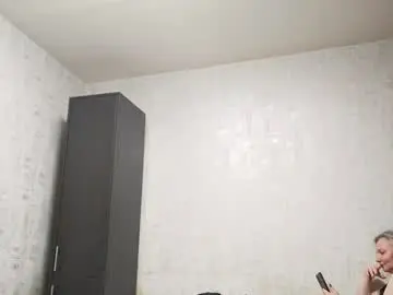 Edithmanning  live sex cam