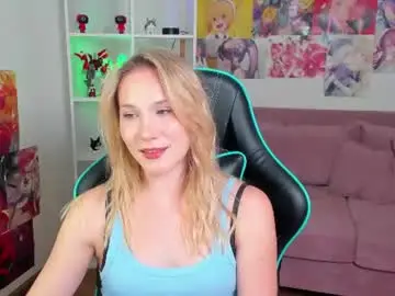 Elaravoltage  live sex cam