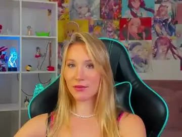 Elaravoltage  live sex cam