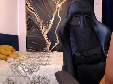 Flirtdeea  live sex cam