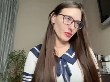 Lilliephillips  live sex cam