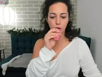 Lindainsatiable  live sex cam
