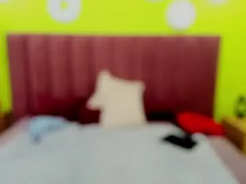 Lindainsatiable  live sex cam