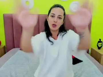Lindainsatiable  live sex cam