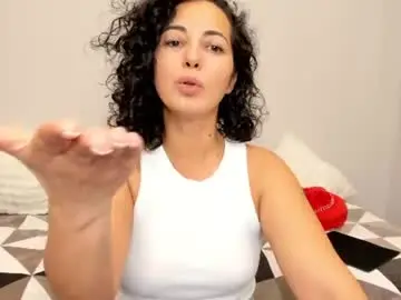 Lindainsatiable  live sex cam