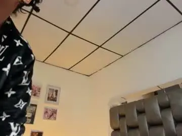 Liza_honey  live sex cam