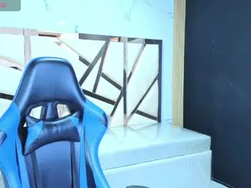 Maily_a_  live sex cam