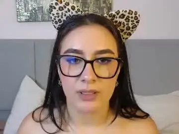 Naomi_westt  live sex cam