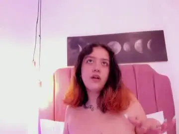 Nia_stark  live sex cam