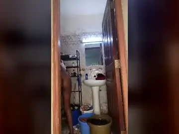 Pettitemellany  live sex cam