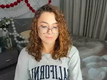 Sereneflame  live sex cam