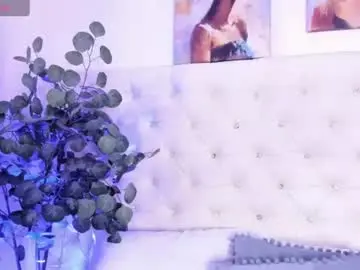 Sophiaa_paris  live sex cam