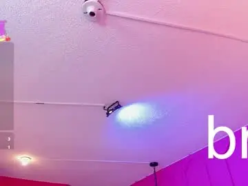 Beauty_milf4  live sex cam