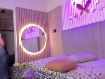 Beauty_milf4  live sex cam