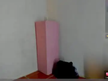 Dafnne_old  live sex cam