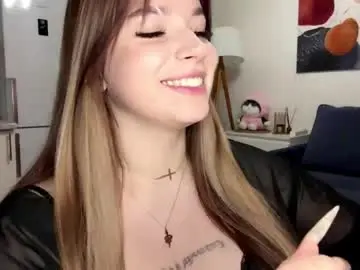 Janniekeneipp  live sex cam