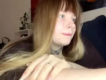 Janniekeneipp  live sex cam