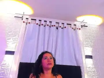 Karinana12  live sex cam