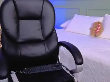 Kataliina_18  live sex cam