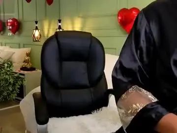 Kataliina_18  live sex cam