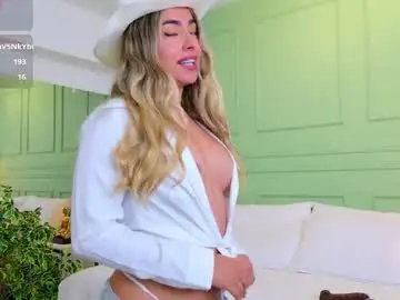 Kataliina_18  live sex cam