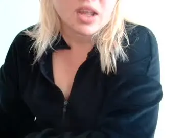 Leyla_le  live sex cam