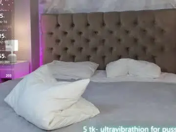 Luna_vibee  live sex cam