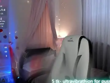 Luna_vibee  live sex cam