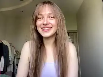 Madalyneaks  live sex cam