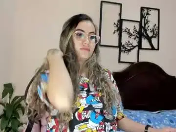 Marilycrown_1  live sex cam