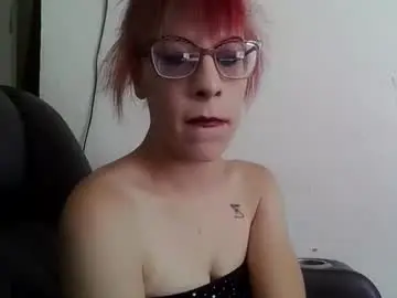 Milfmadeslut  live sex cam