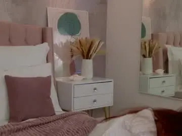 Nikaflowers  live sex cam