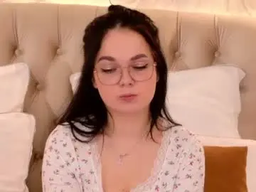 Nikaflowers  live sex cam