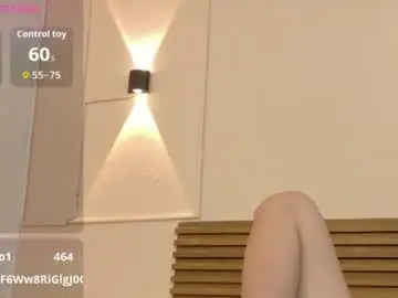 Peach_babe_  live sex cam