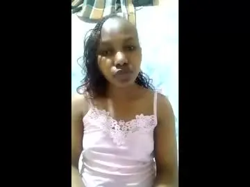 Queen_900  live sex cam