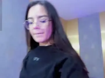 Ariiaa_tay1  live sex cam