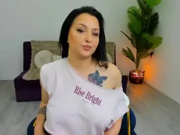 Arya_bellex  live sex cam