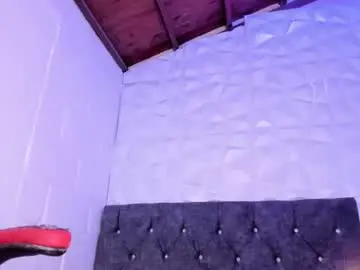 Catiusca_dl  live sex cam