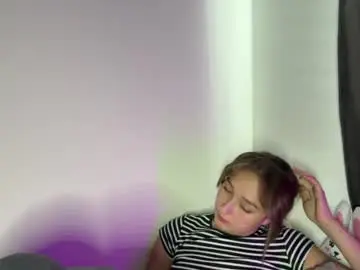 Deandreadavy  live sex cam