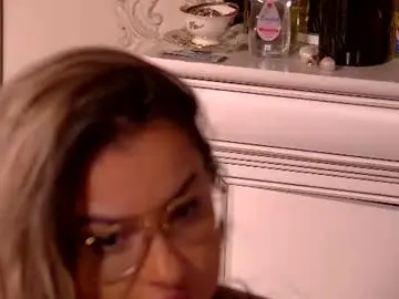 Denisseperry  live sex cam
