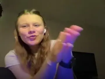 Iveyfairman  live sex cam