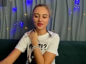 Juliastar41  live sex cam